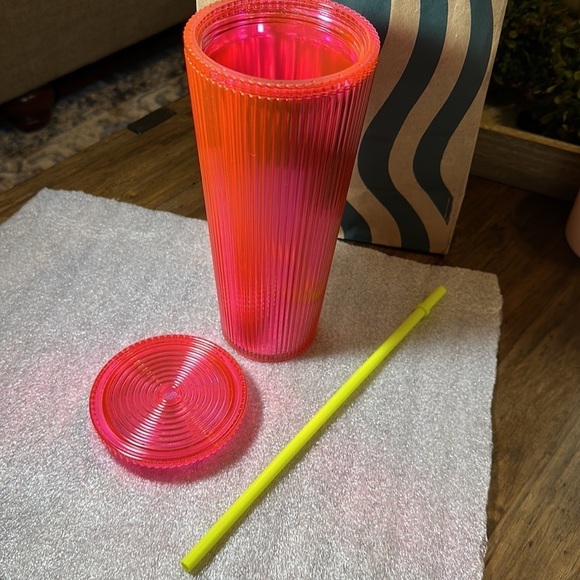 NWT 2023 Starbucks Coffee Summer Bright Barbie Pink 24oz Venti Cold Cup Tumbler - Picture 12 of 12